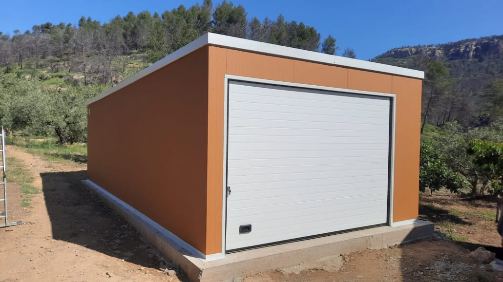 Montaje de Cochera prefabricada en Castellón